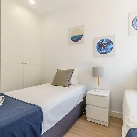Modern Apartment With Lake Views Mijas